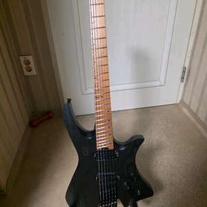 RSW 헤드리스 일렉기타