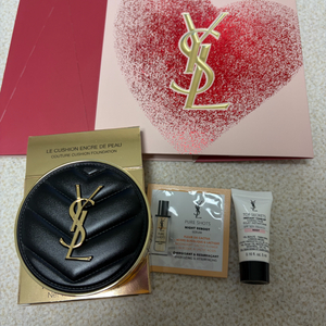 입생로랑 엉크르드뽀 쿠션 20호 새것 정품