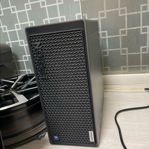 레노버 2025 리전 타워 기 코어Ultra9 지포스 RTX 5080