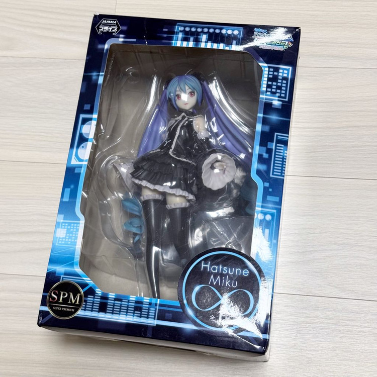 하츠네 미쿠 인피니티 격창 피규어 spm--4