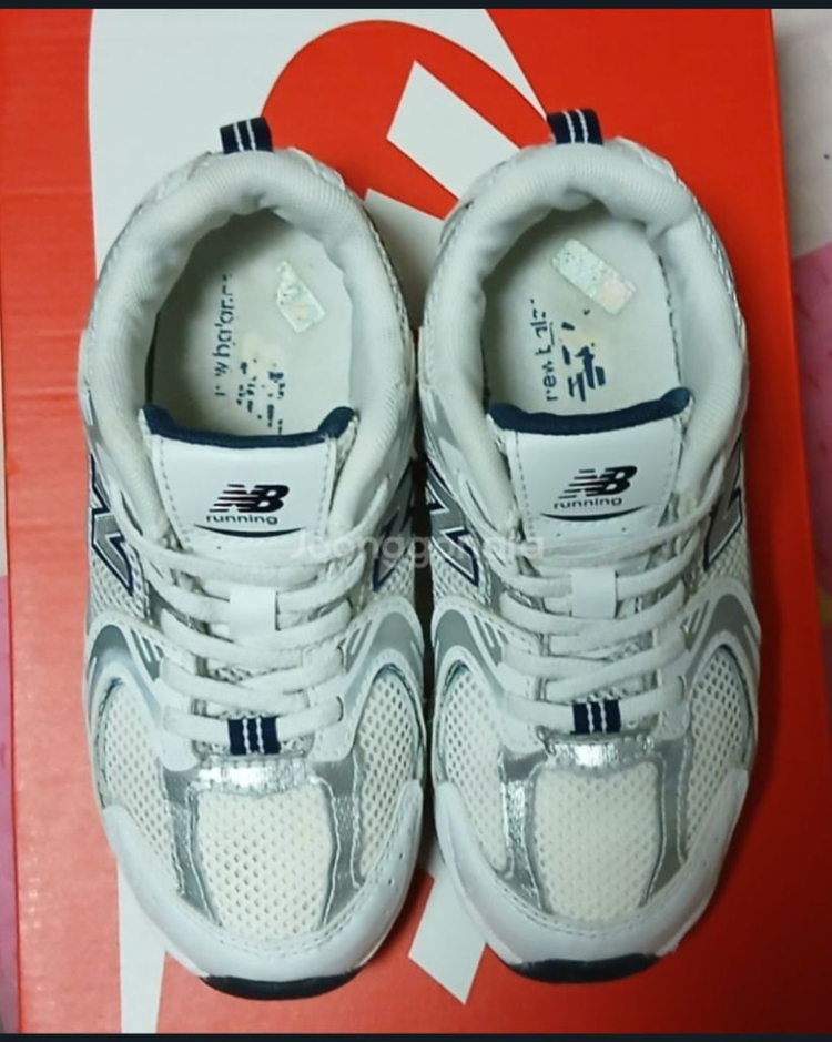 뉴발란스키즈 530화이트스틸 175운동화 이미지