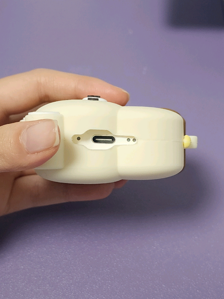 리락쿠마 에어팟3 케이스 이미지