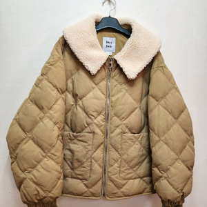 22년 쥬시쥬디 뽀글이 카라 퀼팅 구스패딩