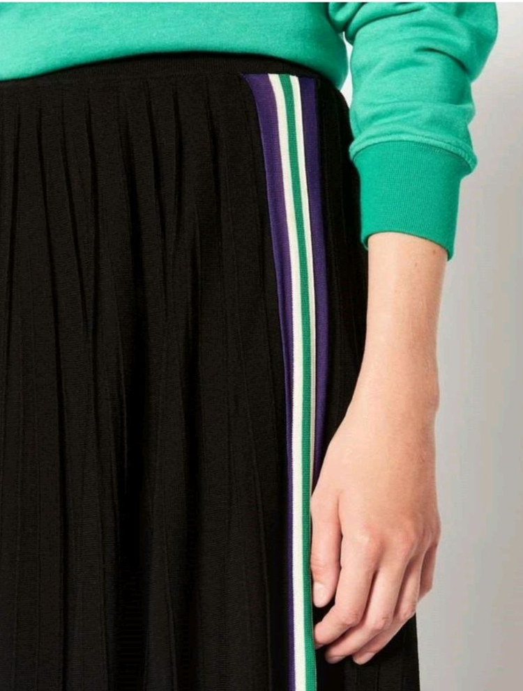 (새상품)산드로 허리밴딩 니트 롱스커트--2
