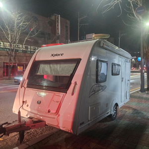 300급 카라반 익스플로어 카라반 차고지증명 X 견인면허 X 4인 여행 이미지