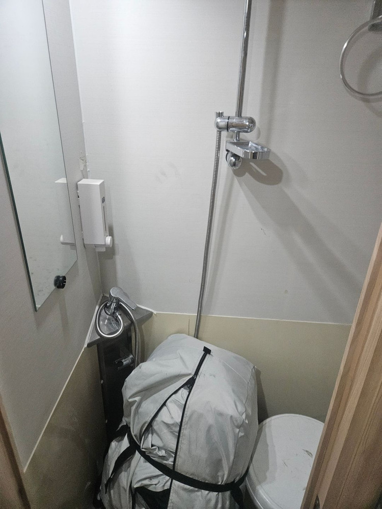 300급 카라반 익스플로어 카라반 차고지증명 X 견인면허 X 4인 여행 이미지