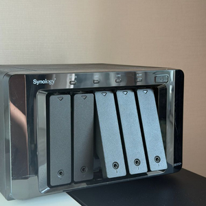 시놀로지 DS1512+