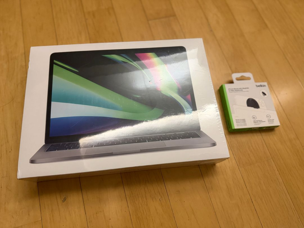 맥북프로 13.3인치 (M1/16GB/1TB) + 벨킨 맥세이프 거치대--0