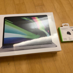 맥북프로 13.3인치 (M1/16GB/1TB) + 벨킨 맥세이프 거치대