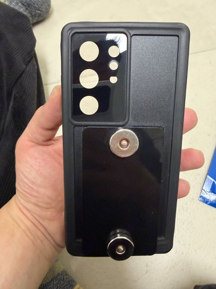 갤럭시s23울트라 바수충전 케이스 이미지