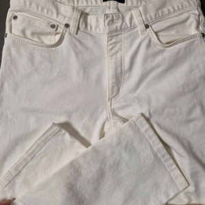 A급 / 띠어리 남성 화이트 진 슬림핏 31