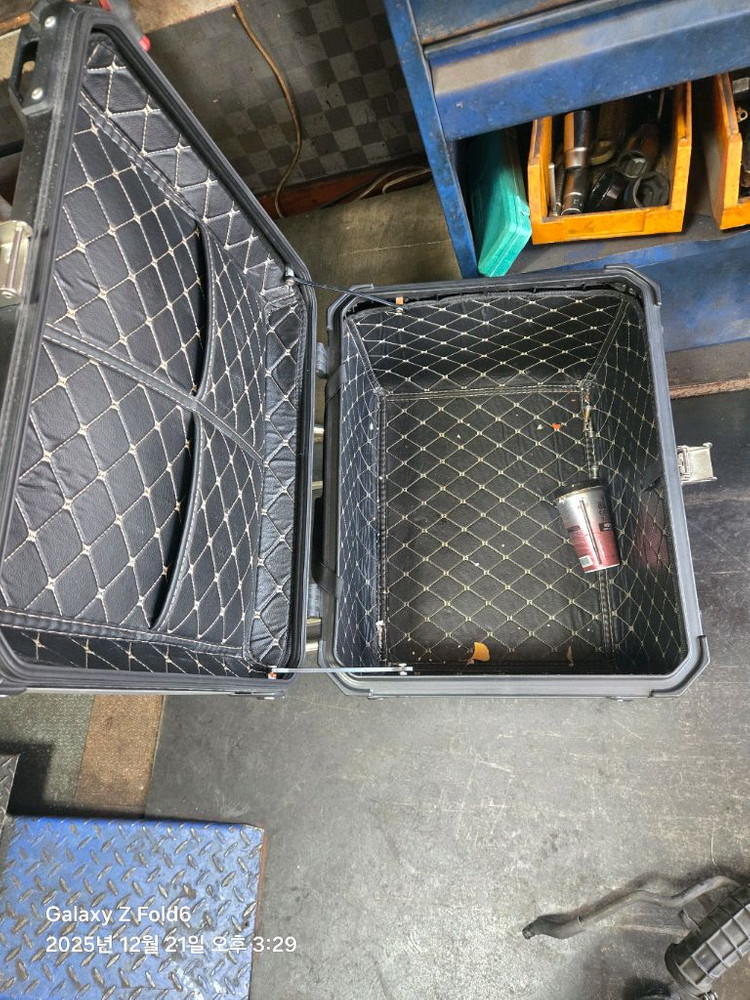 xmax300 짐대 탑박스 이미지