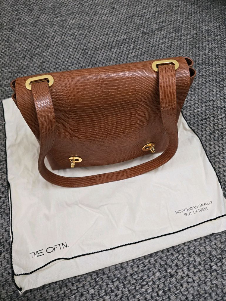 디옵튼 THE OFTN 카멜백--4