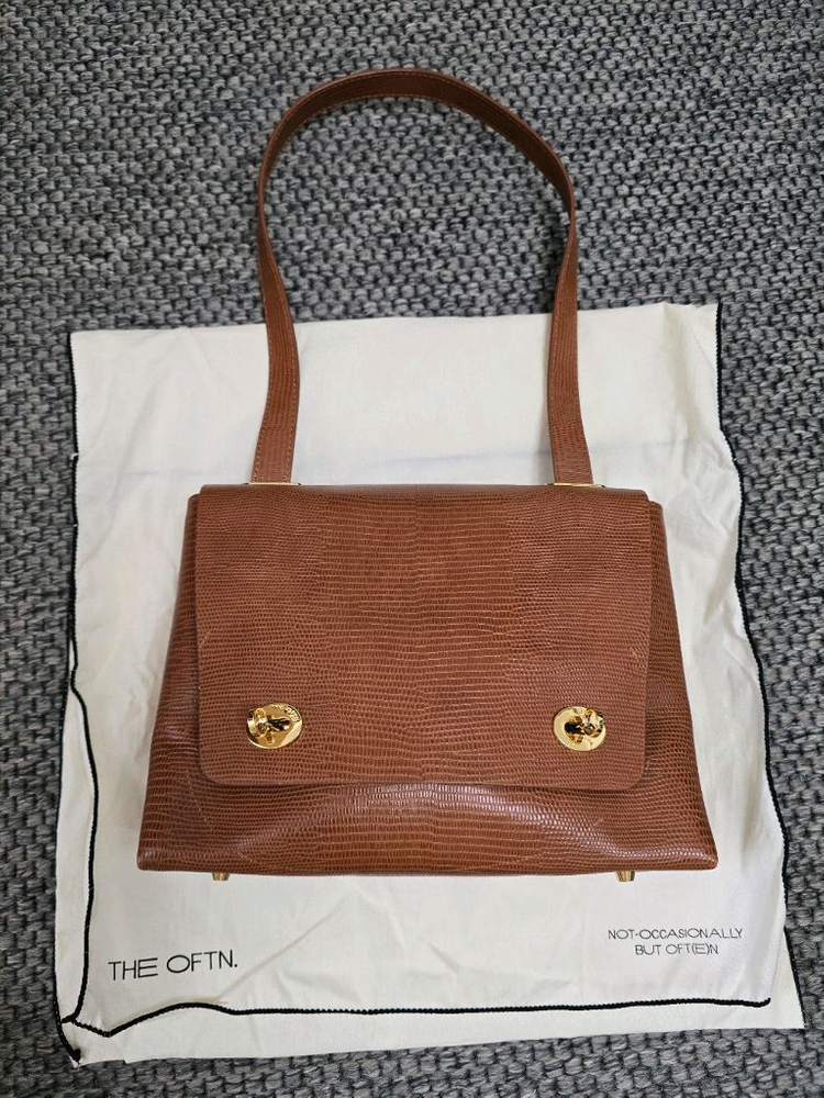 디옵튼 THE OFTN 카멜백--5