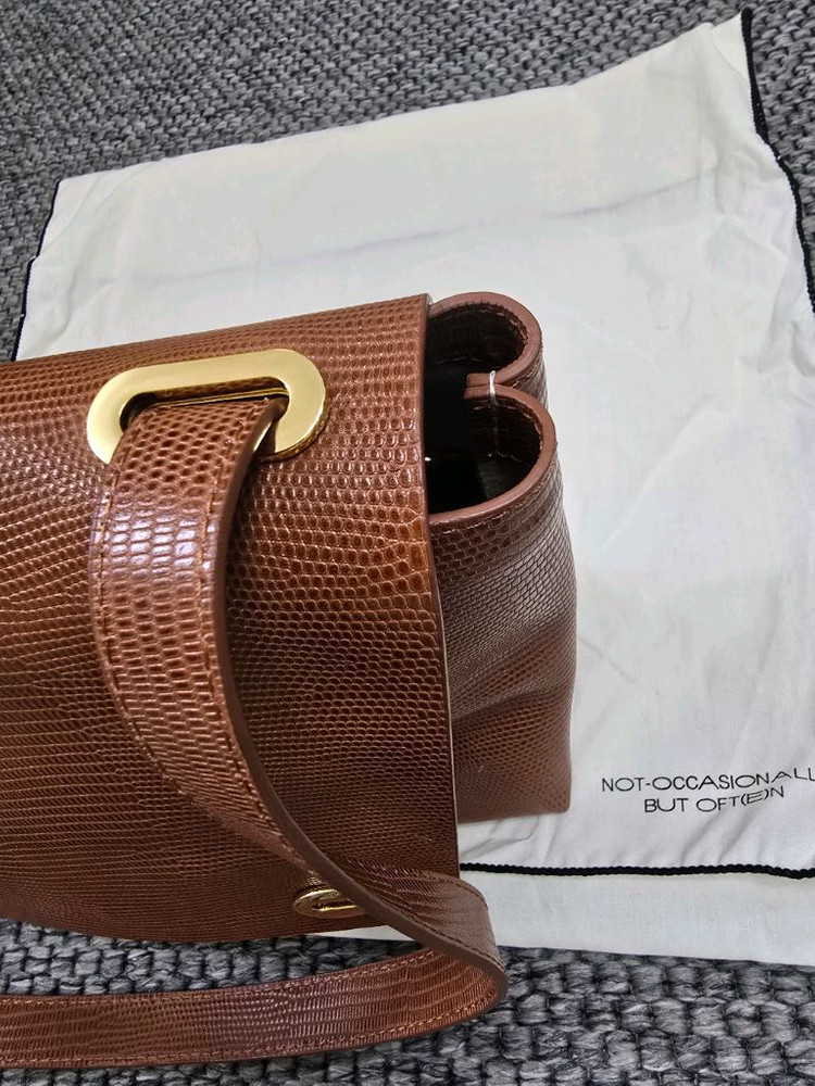 디옵튼 THE OFTN 카멜백--9