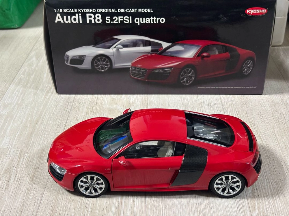 [교쇼 Kyosho] Audi 아우디 R8 5.1FSI quattro 다이캐스트 1:18 판매 이미지