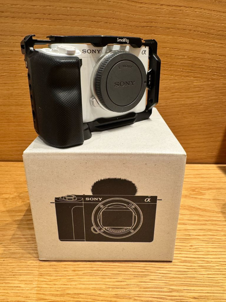 소니 ZV-E1 영상카메라 팝니다 이미지