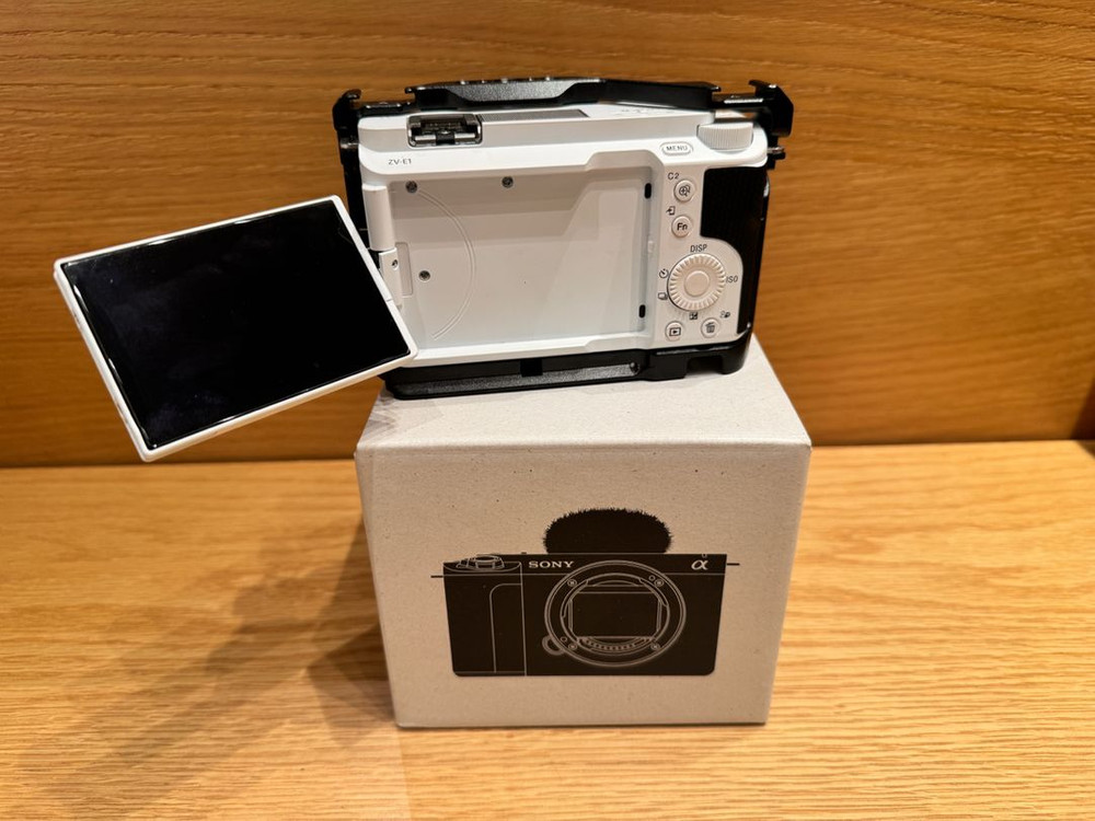 소니 ZV-E1 영상카메라 팝니다 이미지