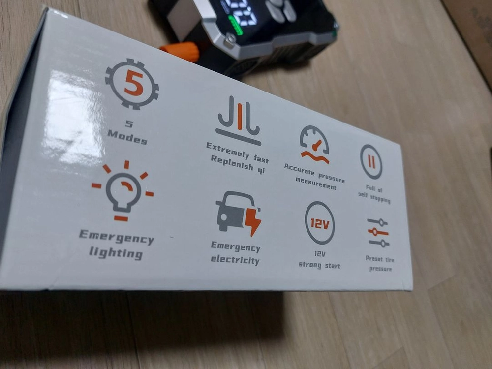 미사용 모든차종 점프가능 한 점프스타터 새상품 이에요 이미지