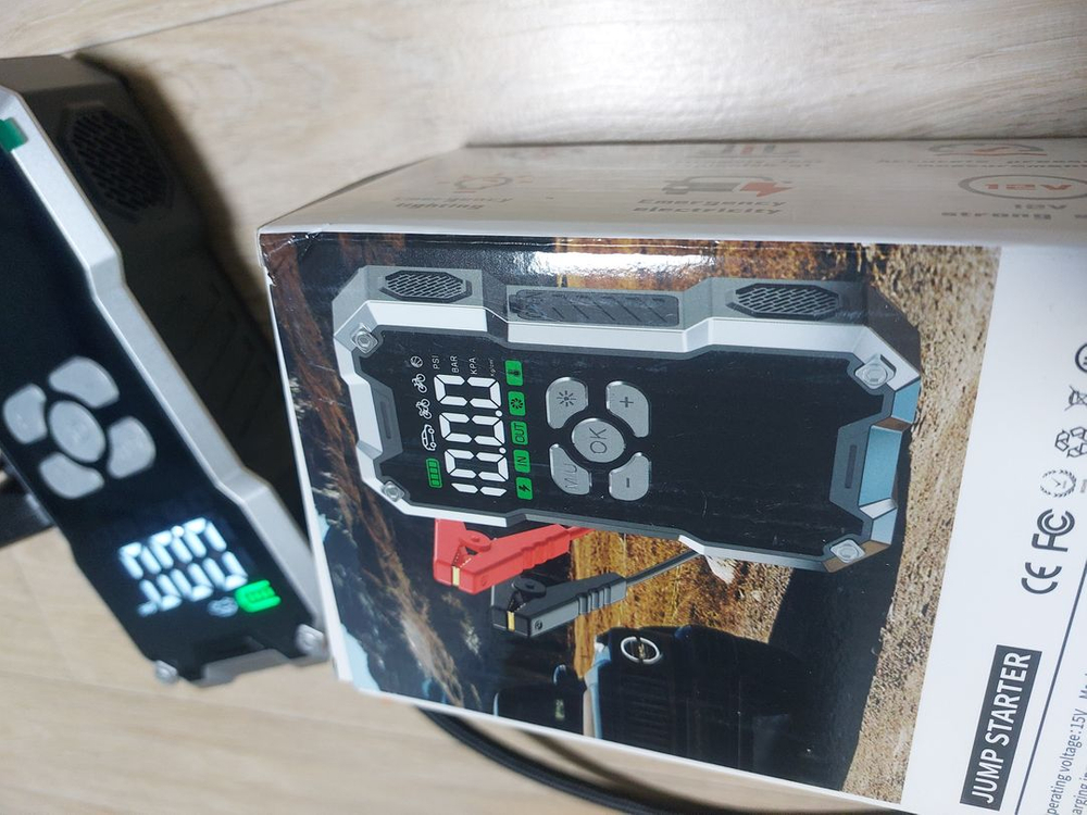 미사용 모든차종 점프가능 한 점프스타터 새상품 이에요--7