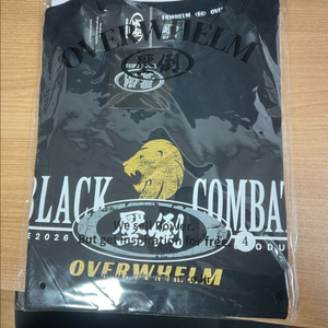 압도x블랙컴뱃 반팔