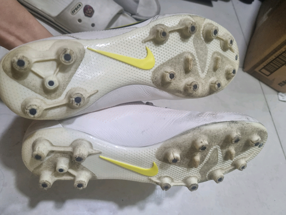 나이키 티엠포 레전드9 270--2