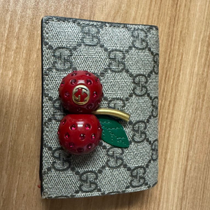 구찌 체리 지갑