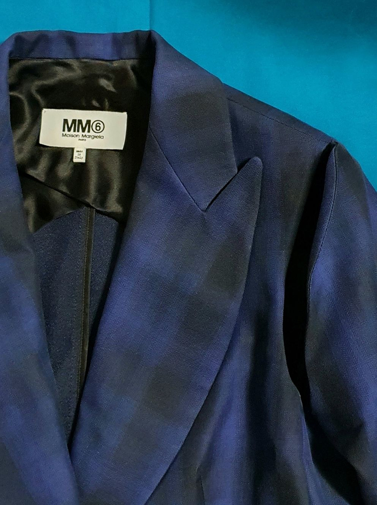 루나에비뉴7 MM6 메종 마르지엘라 절개 체크 코트 이미지