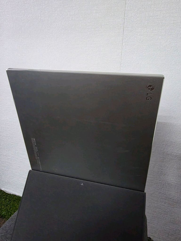 LG 그램뷰 2세대 포터블 모니터--5