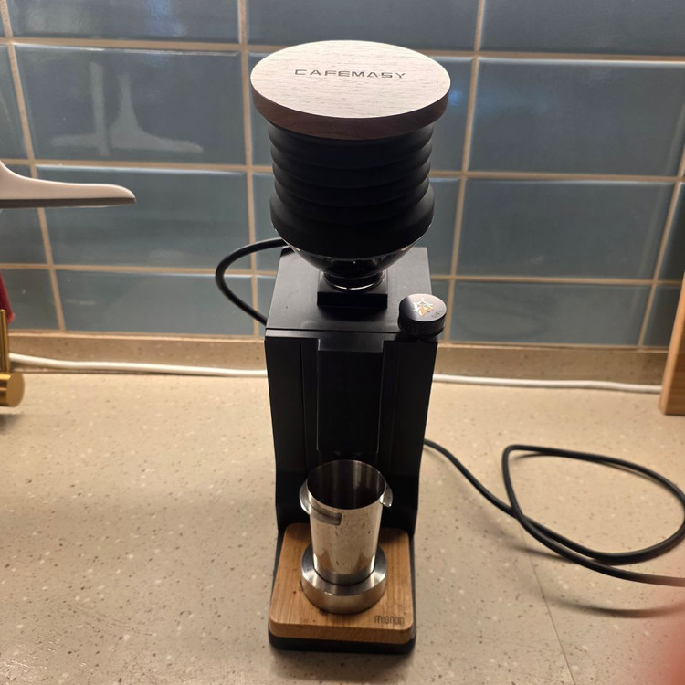 유레카 미뇽 오로 커피 그라인더 이미지