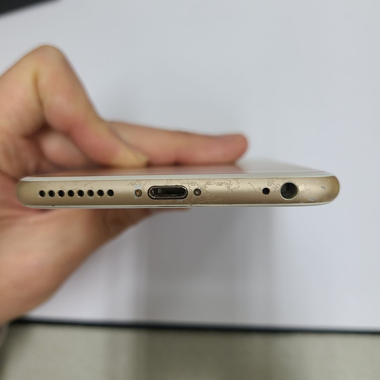 아이폰 6S플러스 128GB 골드 중고폰 배터리100% 카메라무음 6S+ 인스타 카메라 사진폰 210117--4