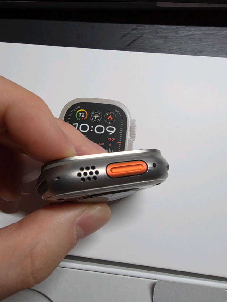 애플워치 울트라2 49mm 티타늄--3