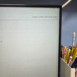 게이밍 본처 1660super, 인터픽셀32인치 모니터