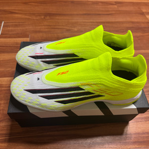 아디다스 F50 TF LL 끈없는 축구화 290