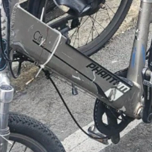 펜텀 삼천리 전기자전거 밧데리 새거