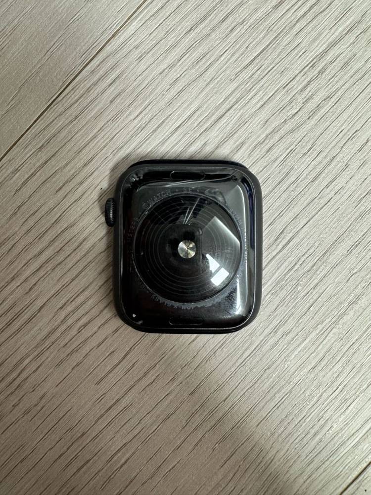 애플워치 SE 44mm 나이키 에디션 스페이스 그레이 판매--3