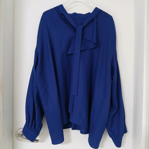 시스템 리본 타이 블라우스