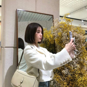 루에브르 트위드 자켓 임현주 착용 이미지