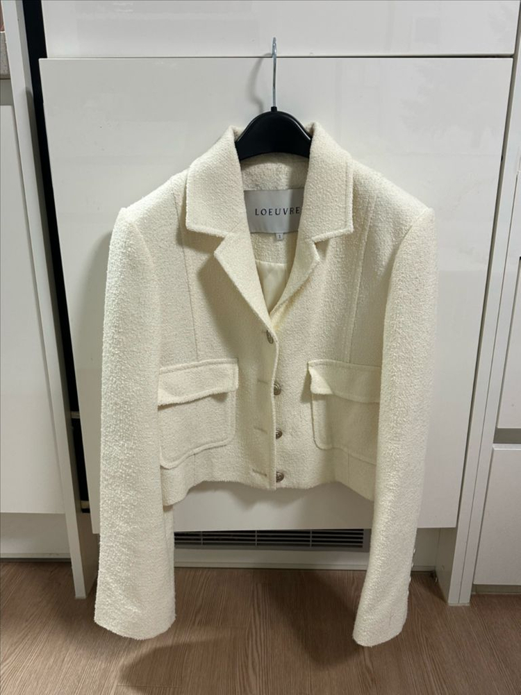 루에브르 트위드 자켓 임현주 착용 이미지