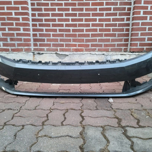 폭스바겐 CC 앞 범퍼(Passat CC) 모델의 프론트 범퍼 커버 (Front Bumper Cover) Genui 이미지