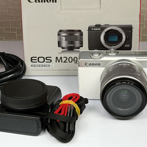 캐논 EOS M200 화이트 미러리스 카메라