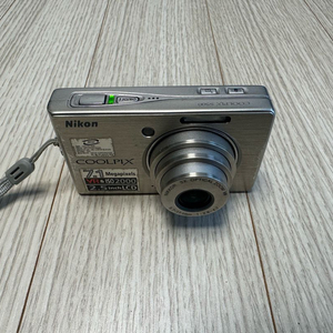 니콘 쿨픽스 COOLPIX S500 디지털카메라 판매합니다