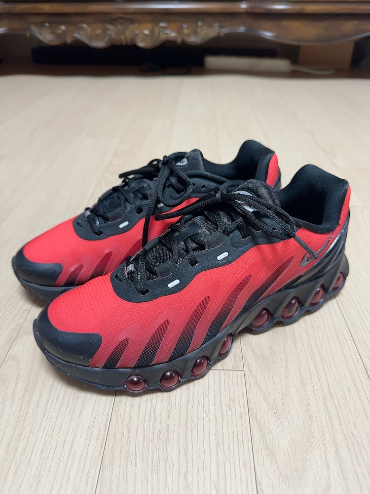 [250] 나이키 에어맥스 dn8 짐레드--1