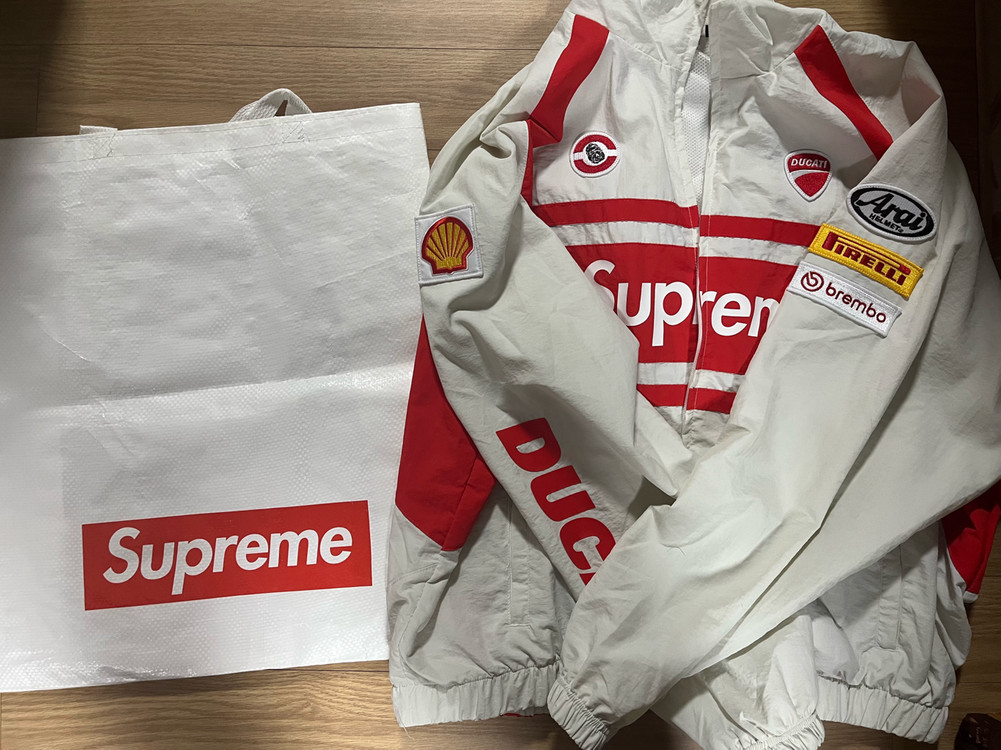 정품 슈프림 두가티 자켓 상의 M (슈프림 백 포함)--0