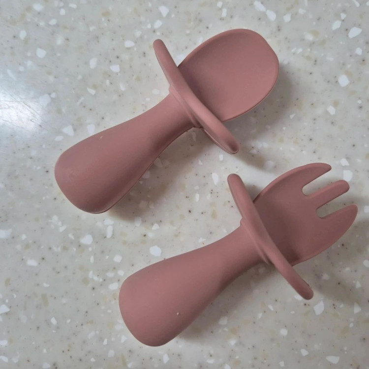 거의 새상품 이유식 스푼 포크/락앤락 실리콘컵 빨대컵 이미지