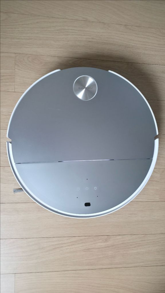 로보락 로봇청소기 (160만원, 1월17일구매)--2