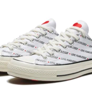 컨버스 척테일러 러브피어슬리270 새상품