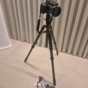 니콘 쿨픽스 P1000 125배줌 카메라&니콘KT324C 삼각대 이미지