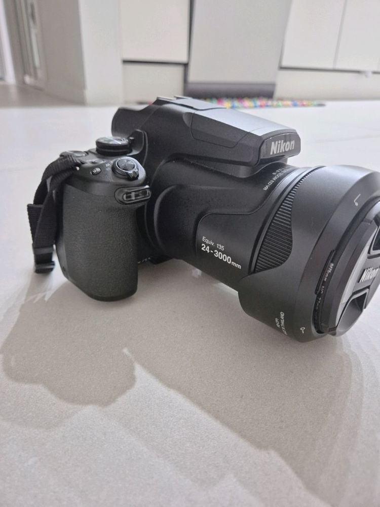 니콘 쿨픽스 P1000 125배줌 카메라&니콘KT324C 삼각대 이미지