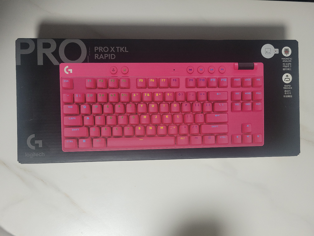 로지텍 PRO X TKL 래피드 키보드 새상품--0